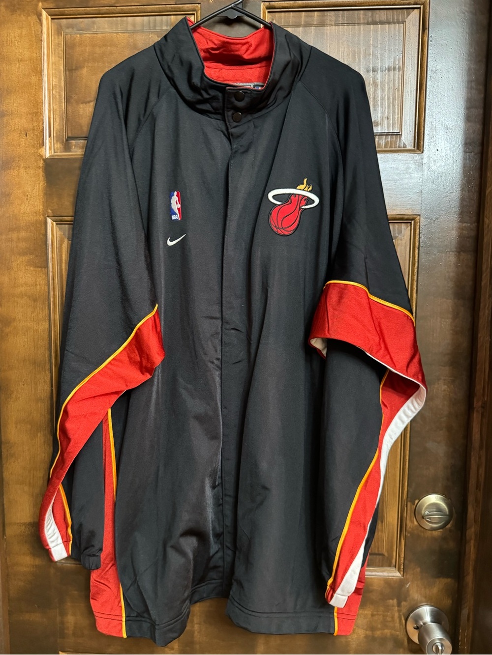Nike Miami Heat Red Black Team Jacket XXL